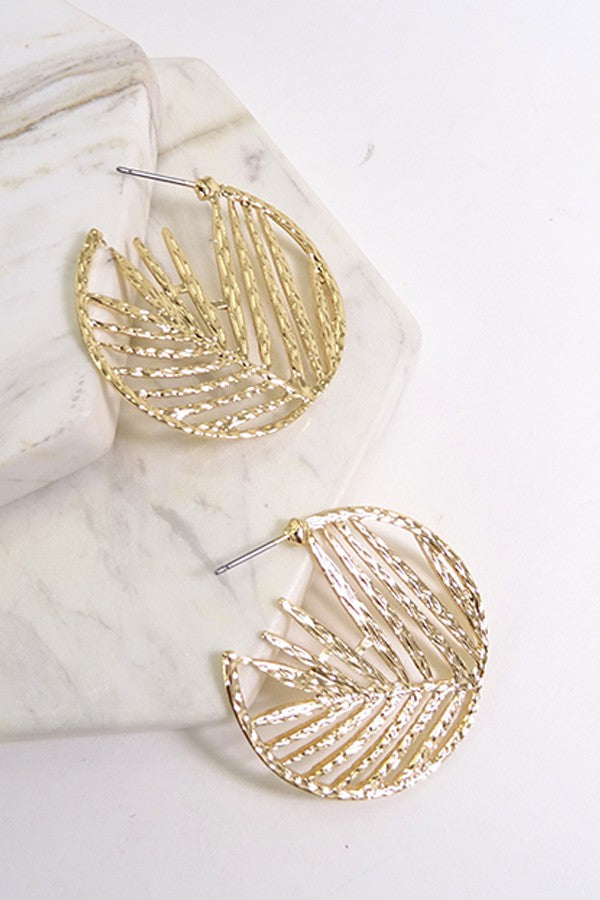 INTRICATE CUTOUT EARRINGS | 260394195