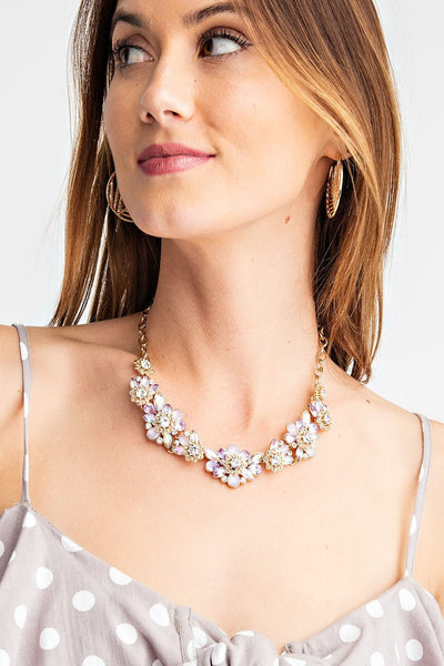 Rhinestones and chunky necklace | 510180300