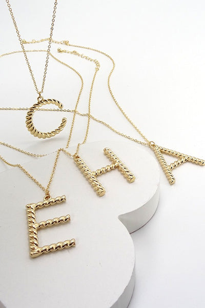 Etched initial necklace | 130143809