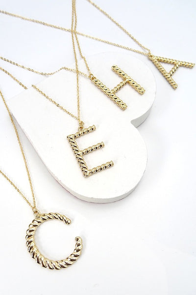 Etched initial necklace | 130143809