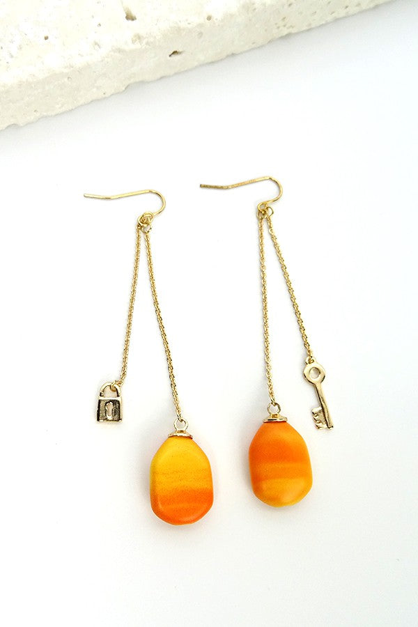 ORANGE BEAD KEY & LOCK LINEAR DROP EARRING | 31E7104