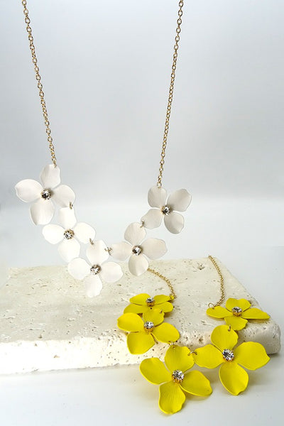 FLOWER STATEMENT NECKLACE | 510119021905