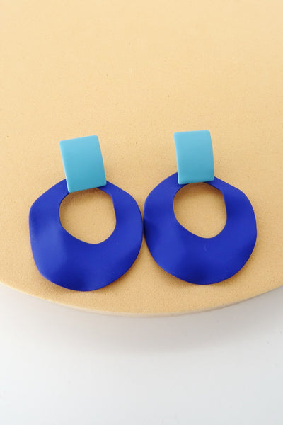 COLOR BLOCK CUTOUT CIRCLE DROP | 31E21128