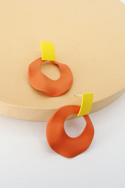 COLOR BLOCK CUTOUT CIRCLE DROP | 31E21128