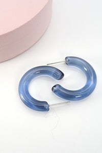 TRANSPARENT GLOSSY ACRYLIC RESIN EARRING | 40E159