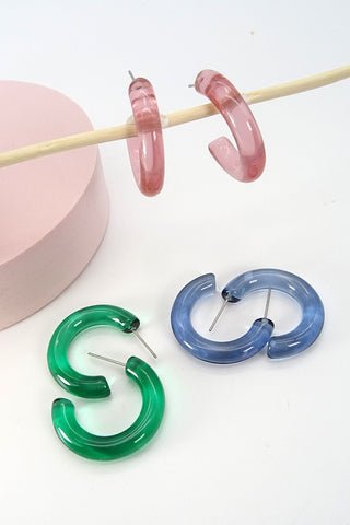 TRANSPARENT GLOSSY ACRYLIC RESIN EARRING | 40E159