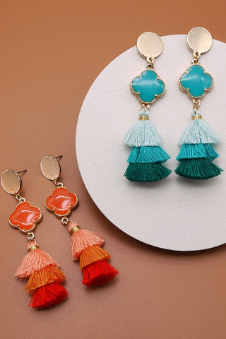 RAFIA TIERED TASSEL CLOVER POST EARRINGS | 31E21204-1