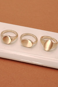 TRIO FLAT PLAIN EMBLEM RINGS | 52R1082701