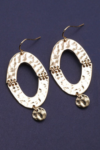 HAMMERED GEO OVAL DROP EARRINGS | 31E21700