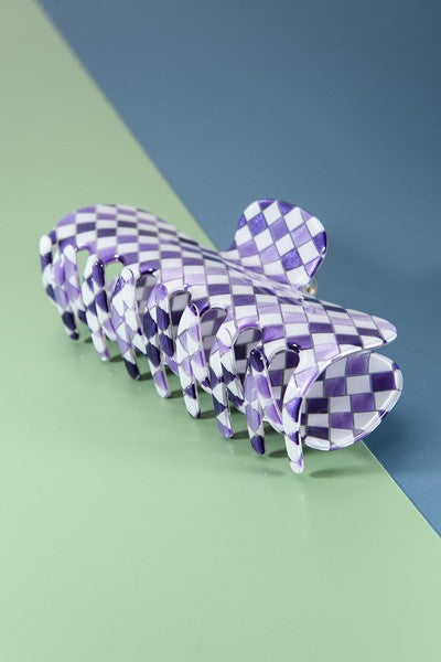 OVERSIZED CHECKERED ACRYLIC HAIR CLAW CLIP | 40H448