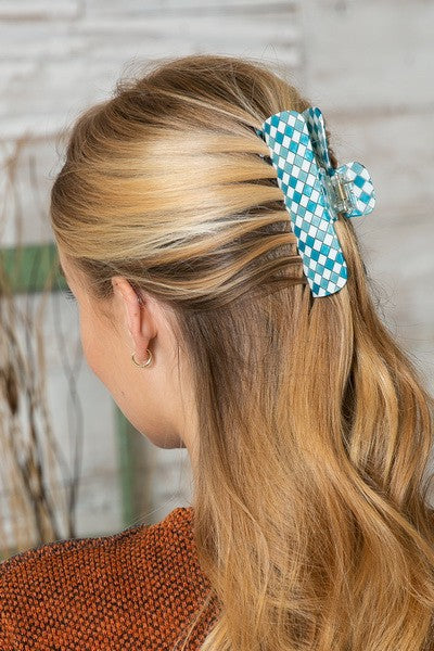 OVERSIZED CHECKERED ACRYLIC HAIR CLAW CLIP | 40H448