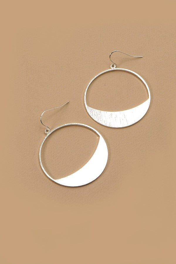 ETCHED HALF MOON DROP EARRINGS | 31E22169