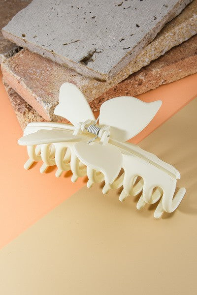 MATTE BUTTERFLY HAIR CLAW CLIPS | 40H460