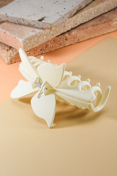 MATTE BUTTERFLY HAIR CLAW CLIPS | 40H460