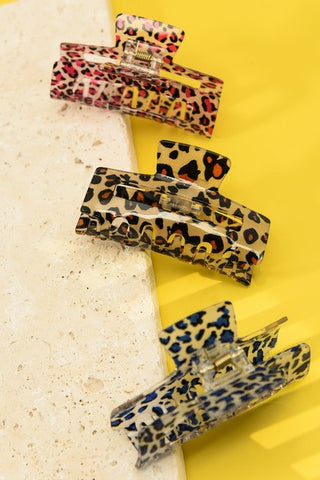 ANIMAL PRINT CELLULOSE HAIR CLAW CLIPS | 40H465