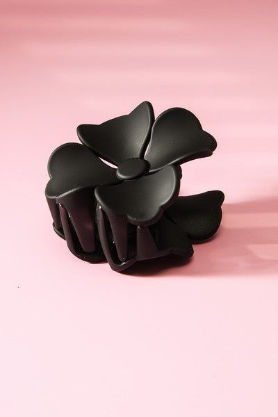 MATTE FLOWER HAIR CLAW CLIPS | 40H466