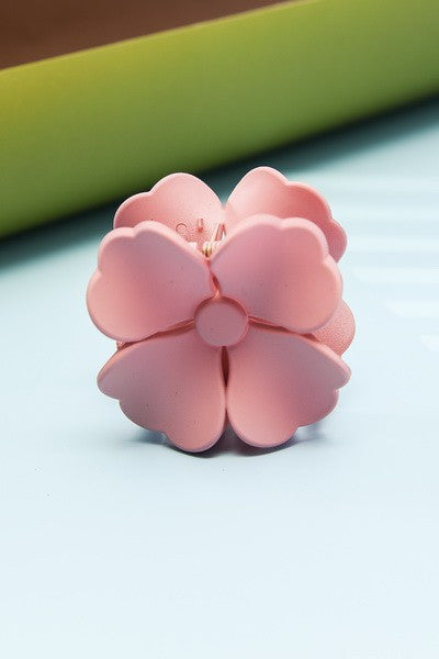 MATTE FLOWER HAIR CLAW CLIPS | 40H466