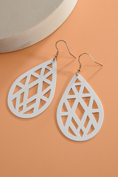 FILIGREE TEARDROP MATTE COATED EARRINGS | 31E22457