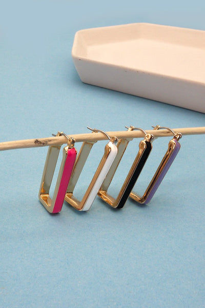 RECTANGLE HUGGIE HOOP EARRINGS | 60E2078025