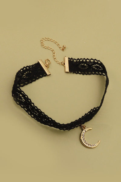 CHARM LACE CHOKER MOON NECKLACE | 31N22158