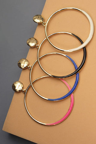 STATEMENT COLOR HOOP EARRINGS | 51E2070912