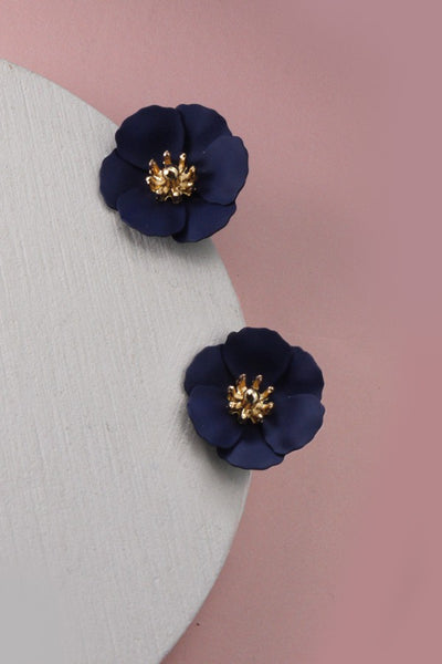 MATTE SOFT FLOWER STUD EARRING | 51E2070924