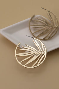 CUTOUT LEAF HOOP EARRINGS | 51E2062581