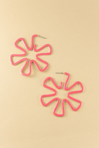 LARGE FLOWER CUTOUT HOOP EARRINGS | 52E2080110