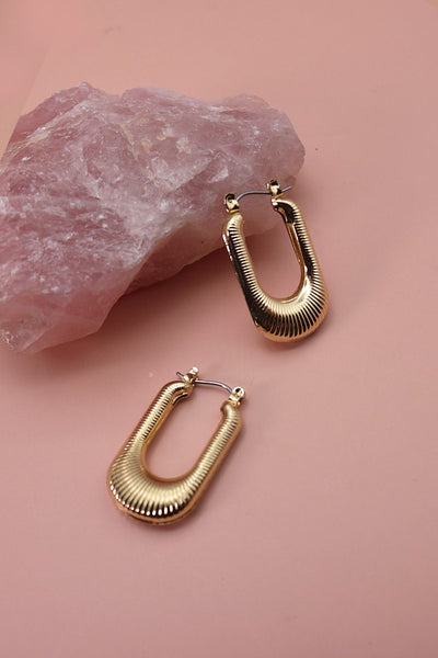 TEXTURE U DROP HOOP EARRINGS | 52E2082252