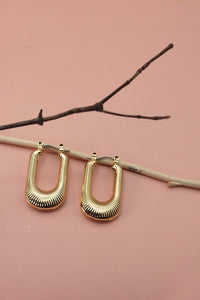 TEXTURE U DROP HOOP EARRINGS | 52E2082252