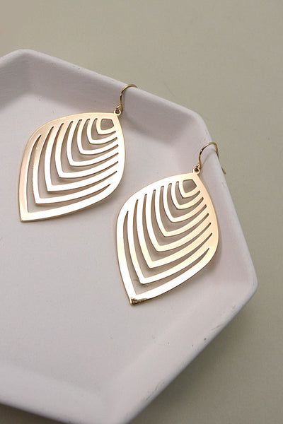 CUTOUT LEAF DROP EARRINGS | 31E22992