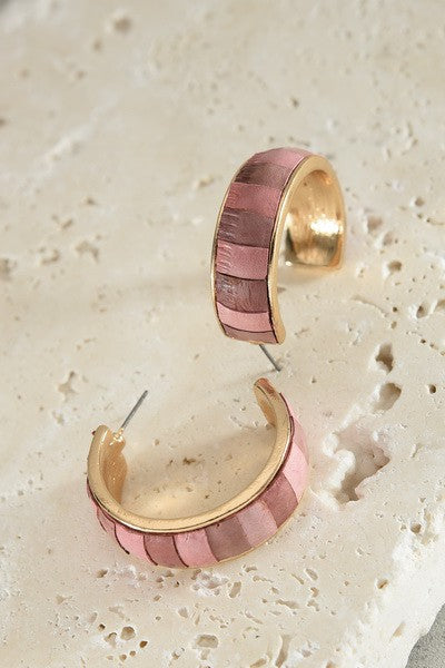 FAUX LEATHER TWO TONE HOOP EARRINGS | 52E2090201