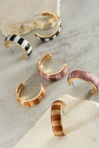 FAUX LEATHER TWO TONE HOOP EARRINGS | 52E2090201