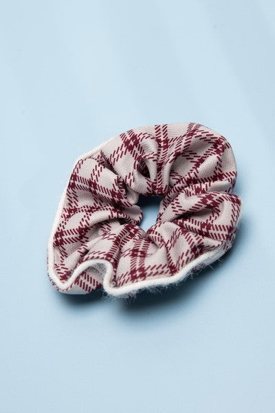 SOFTEST PLAID DESIGN SCRUNCHES | 40S705