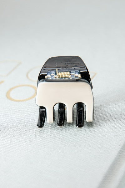 CELLULOSE SOLID TORT CHECKER HAIR CLAW CLIPS | 40H538