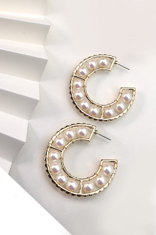 FASHION FORWARD PEARL  HOOP EARRINGS | 10E2110929