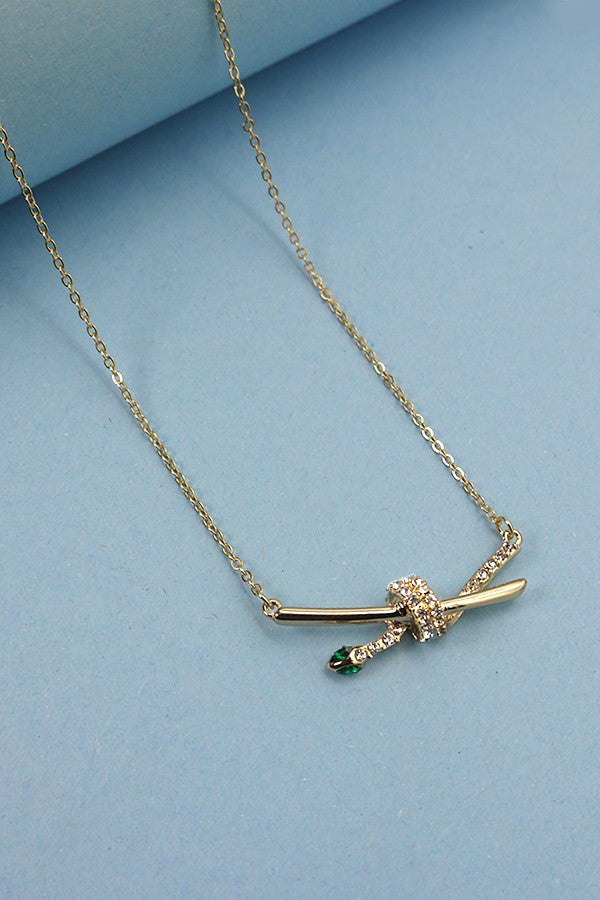 RHINESTONE SNAKE  ON BAR NECKLACE | 31N22409