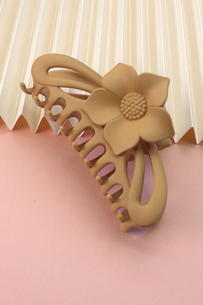 JUMBO HALF MOON OVAL FLOWER MATTE HAIR CLAW CLIPS | 40H555