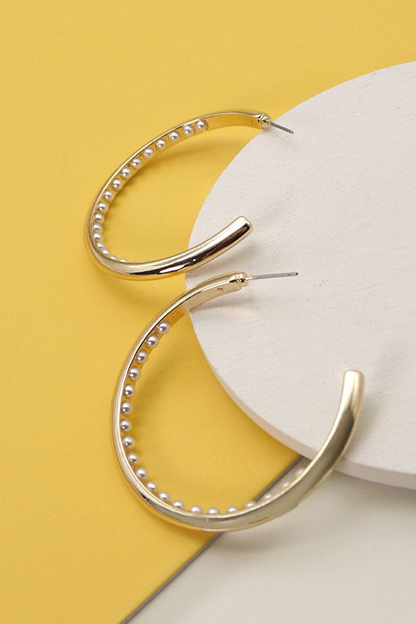 DAINTY PEARL ON HOOP EARRINGS | 31E23499