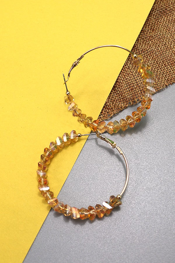 TRIANGULAR GLASS BEAD HOOP EARRINGS | 10E3010905