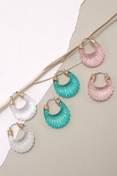 ACRYLIC SEASHELL SHAPE HOOP EARRINGS | 10E3010917