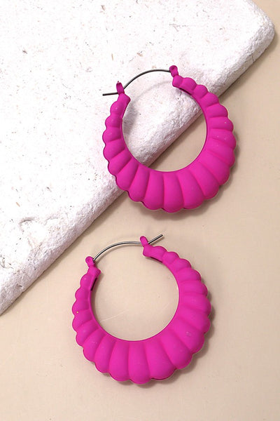 COLORFUL STEEL RIDGE HOOP EARRINGS | 10E3011701