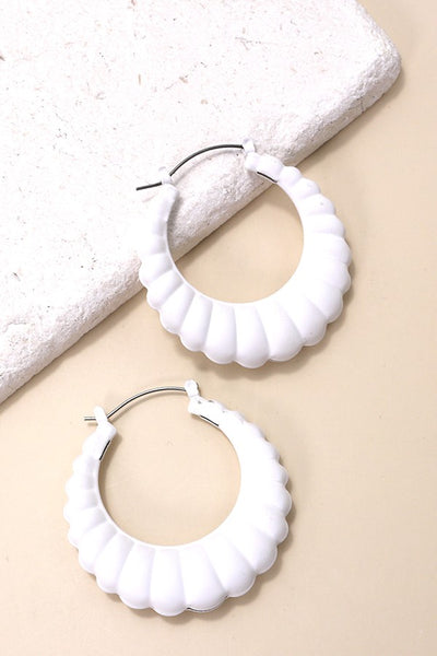 COLORFUL STEEL RIDGE HOOP EARRINGS | 10E3011701