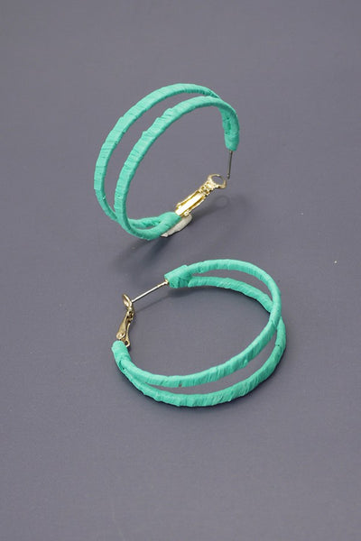 BOHO RAFFIA WRAPPED DOUBLE HOOP EARRINGS | 10E3021003