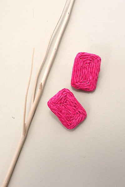 RECTANGLE STUD RAFFIA EARRING | 10E3021034