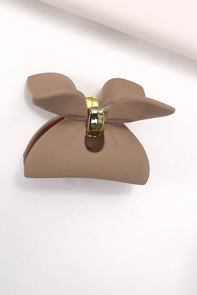 MATTE BOW HAIR CLAW CLIPS | 40H590