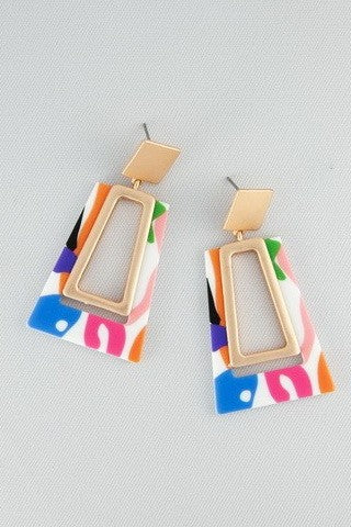 TRAPEZOID CUT OUT GRAPHIC PRINT  DROP EARRINGS | 80E542