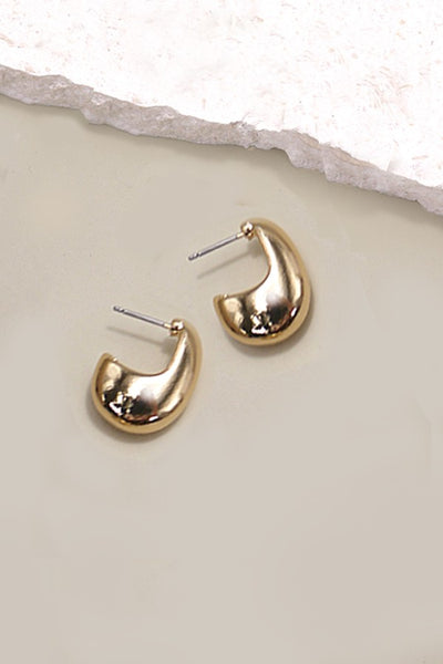 GEO HUGGIE HOOP EARRINGS | 10E3032423