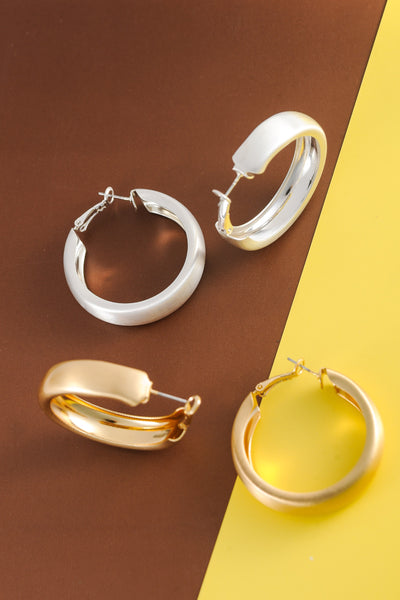 CLASSIC WIDE HOOP EARRINGS | 10E3032457