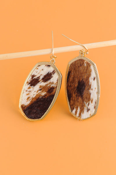 FAUX LEATHER GOLD DROP EARRINGS | 10E3051232